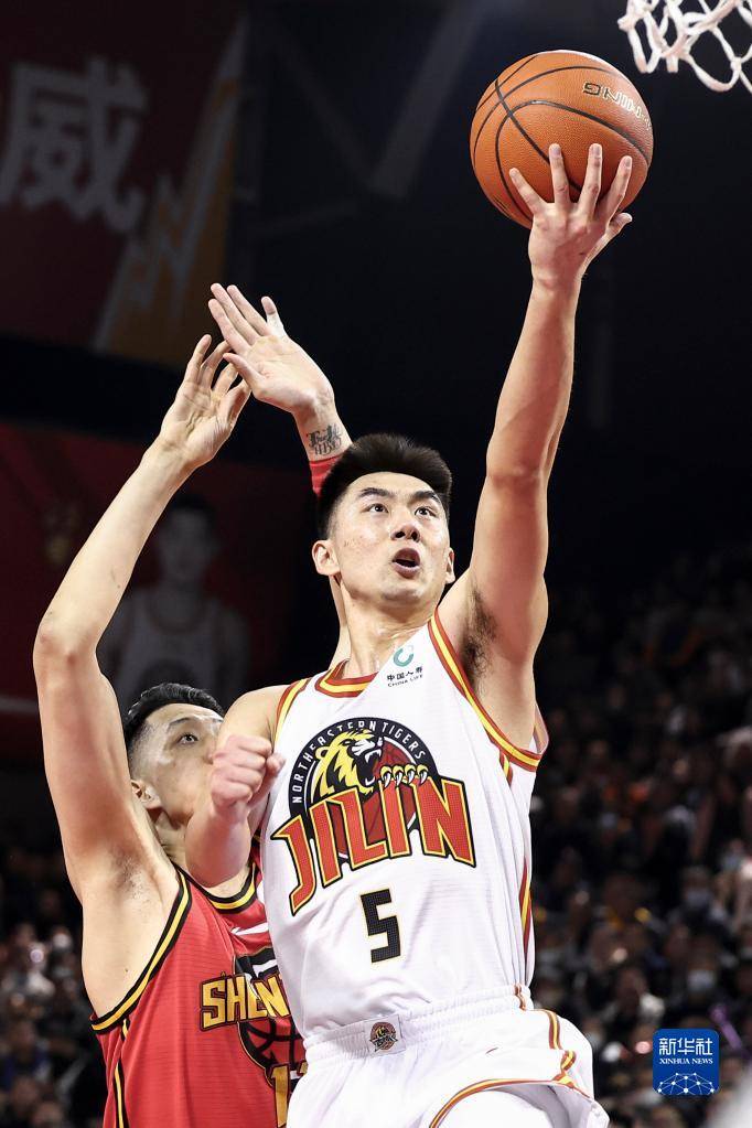 包含吉林男篮缺少内线支撑,战绩不温不火的词条 包含吉林男篮缺少内线支撑,战绩不温不火的词条