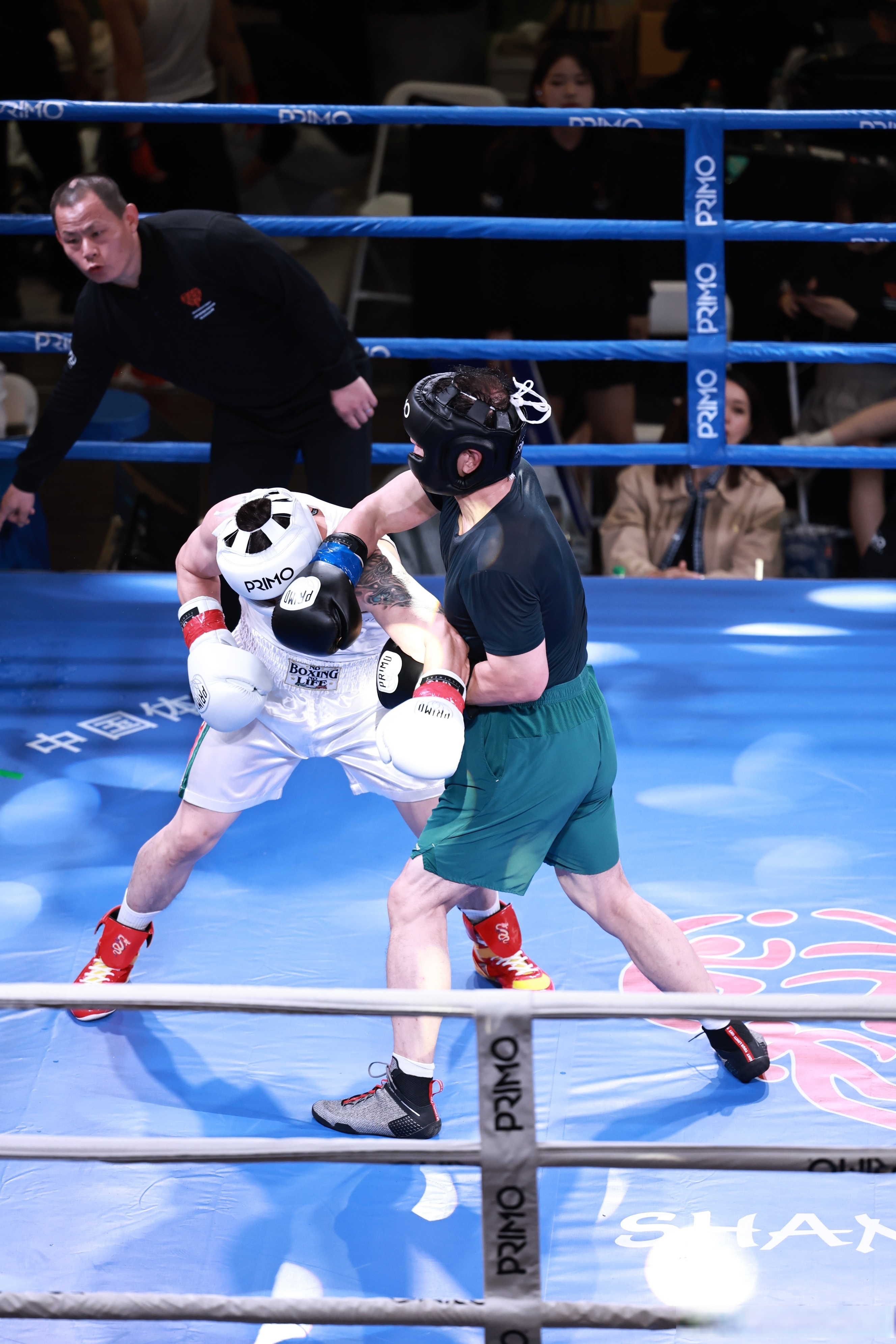 联合势力球队打响国际篮球重拳