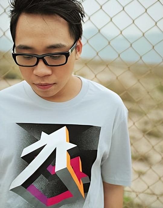 香港流浪队坚持不懈,期待赛季成功的简单介绍 香港流浪队坚持不懈,期待赛季成功的简单介绍