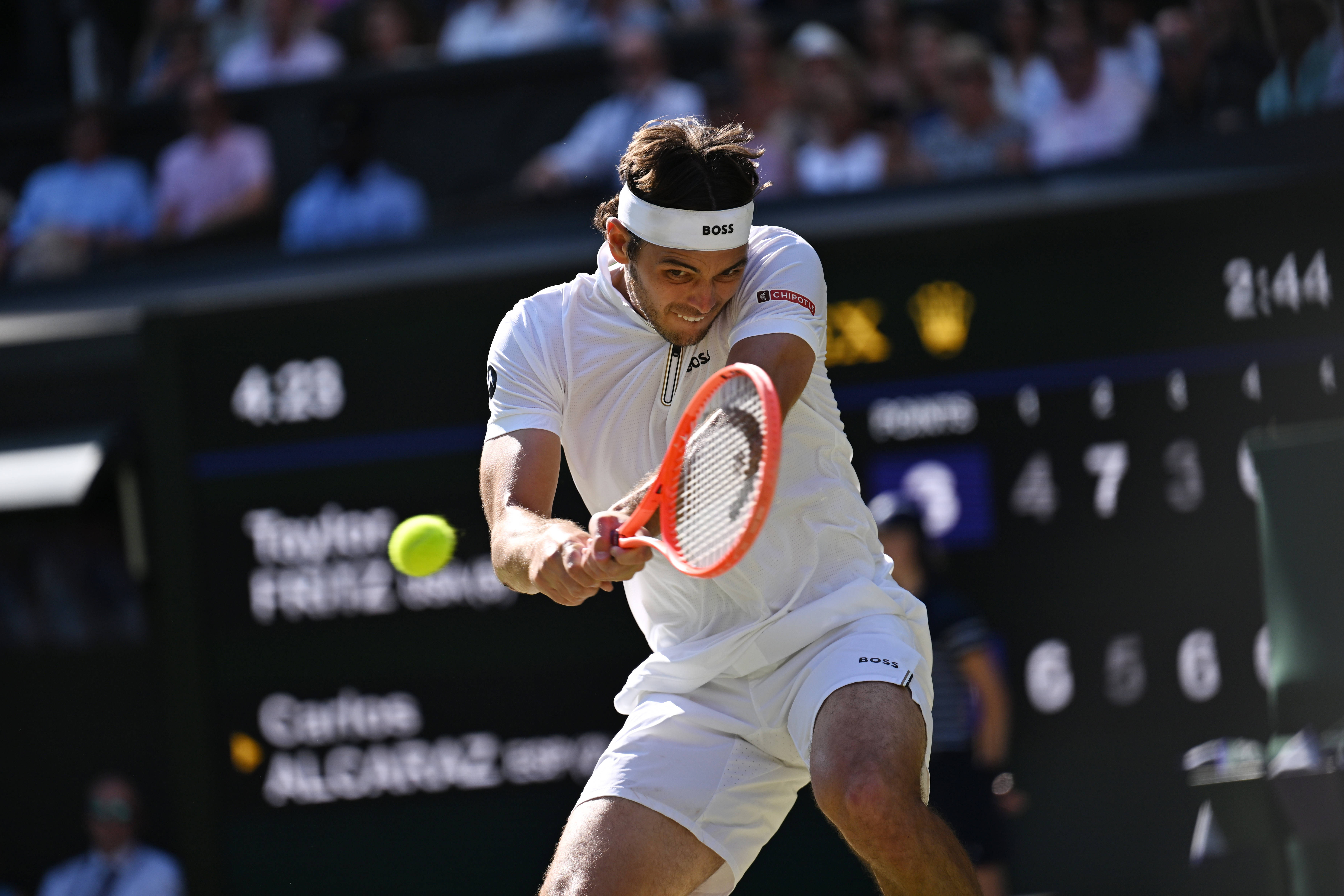 关于意大利网球队爆冷澳大利亚网球队，阿尔卡拉斯关键制胜的信息