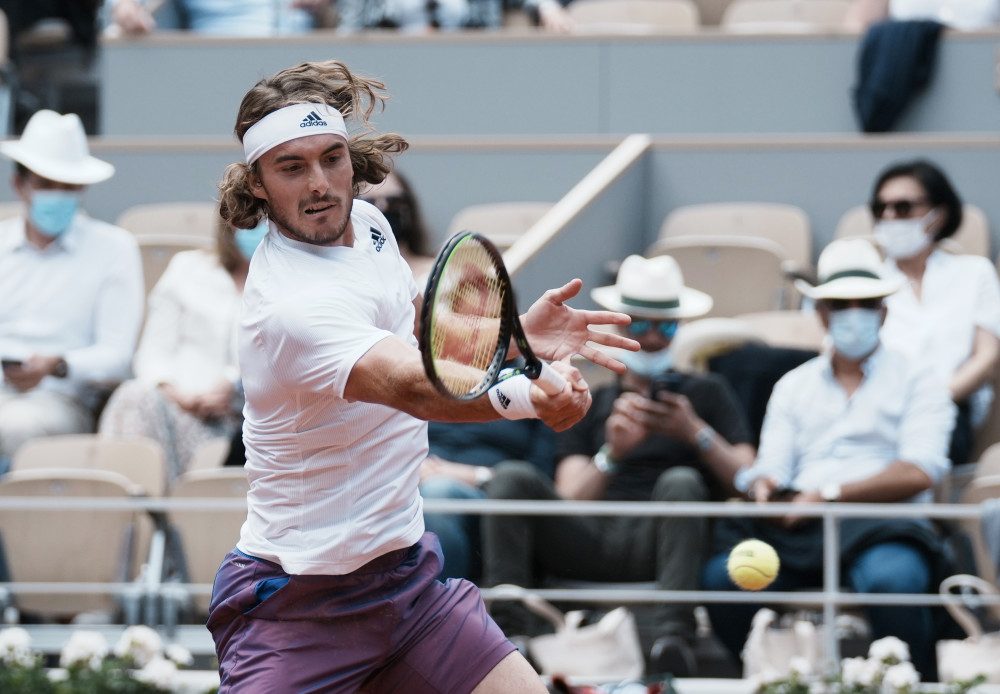 世界网球队力克西班牙网球队，西西帕斯绝境逆转的简单介绍