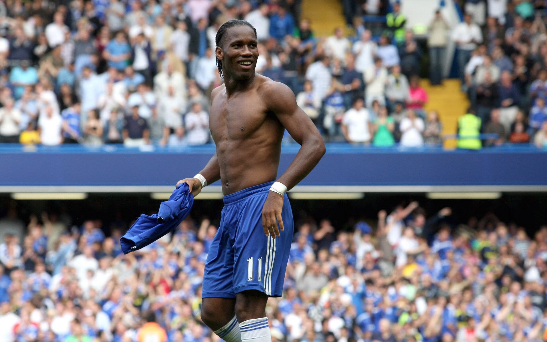 伊朗强势拿下威尔士，罗德里戈成为关键先生